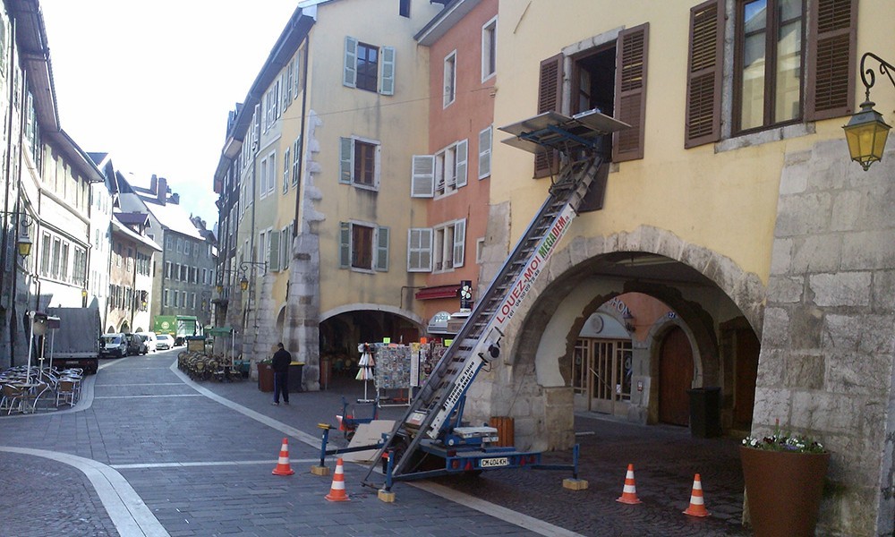 Le carré royal à Annecy (74) Haute-Savoie s'achève.